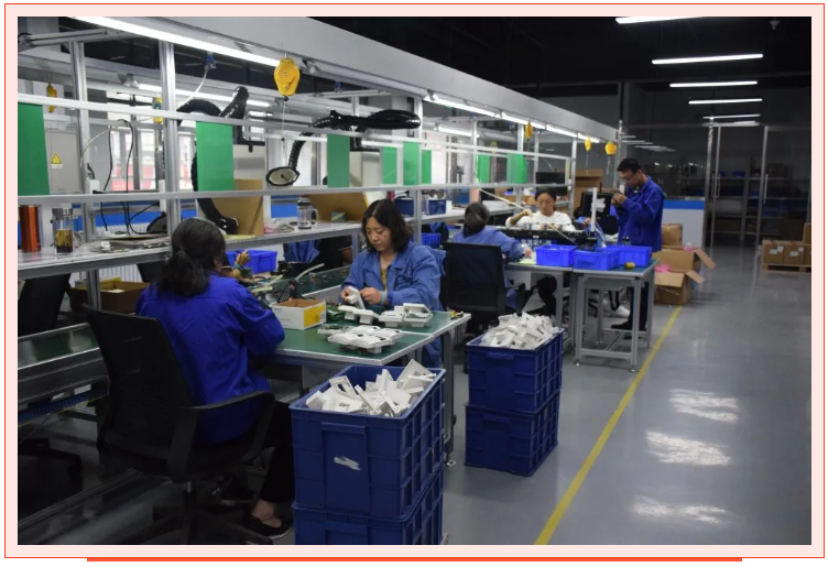 【双节奋战进行时（一）】致敬坚守岗位的伟德官网下载客户端安装供热守卫人！(图1)