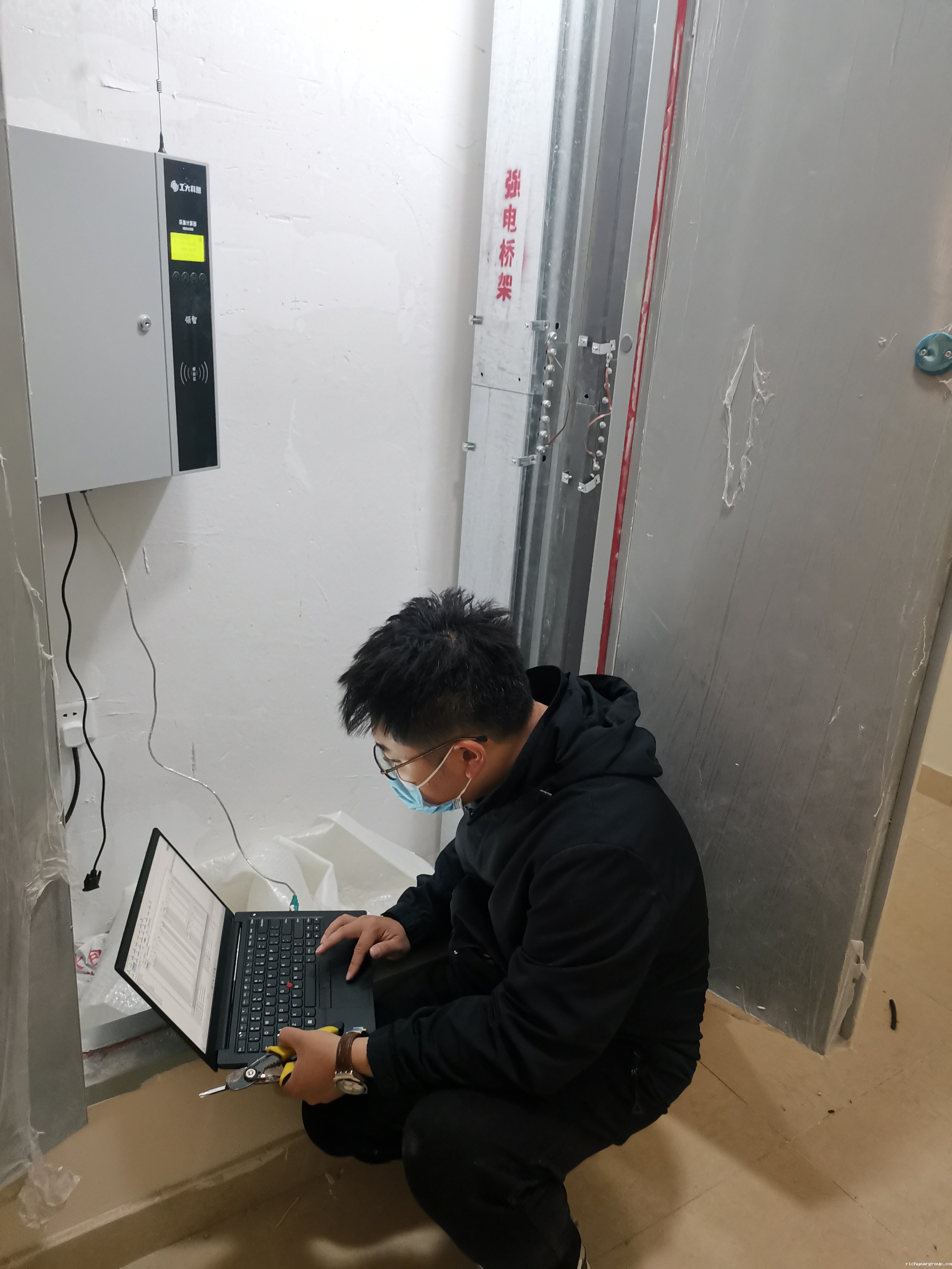 【国庆坚守，此刻我在岗】伟德官网下载客户端安装人全力备战今冬供暖（一）(图8)